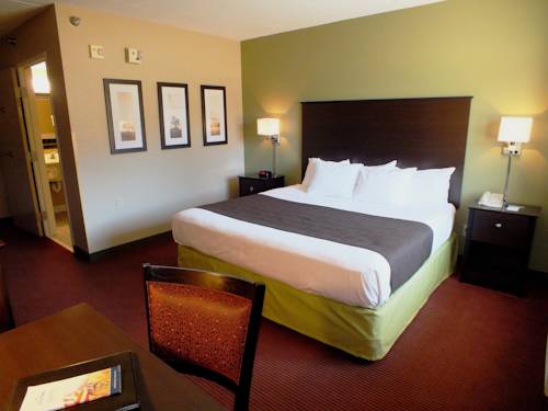 Imagen de la habitación del Hotel Americinn By Wyndham Okoboji. Foto 2