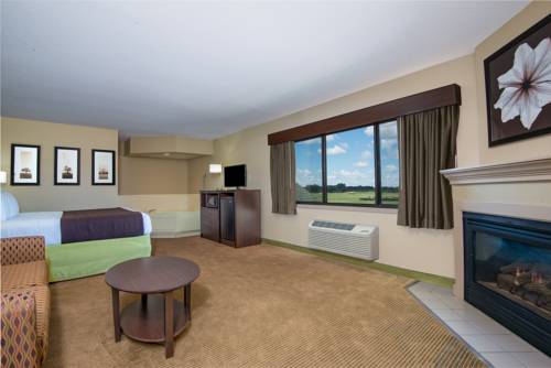 Imagen de la habitación del Hotel Americinn By Wyndham Okoboji. Foto 9