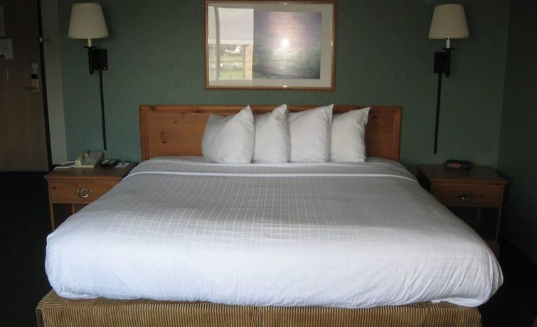 Imagen de la habitación del Hotel Americinn By Wyndham Oscoda Near Ausable River. Foto 1