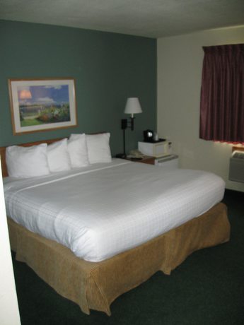 Imagen de la habitación del Hotel Americinn By Wyndham Oscoda Near Ausable River. Foto 7