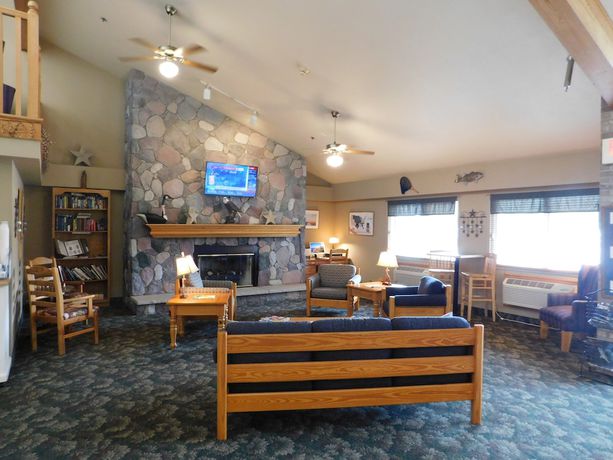 Imagen de los interiores del Hotel Americinn By Wyndham Oscoda Near Ausable River. Foto 17