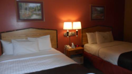 Imagen de la habitación del Hotel Americinn By Wyndham Oswego. Foto 2