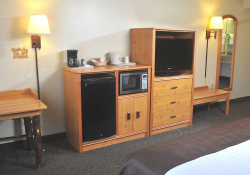 Imagen de la habitación del Hotel Americinn By Wyndham Oswego. Foto 9