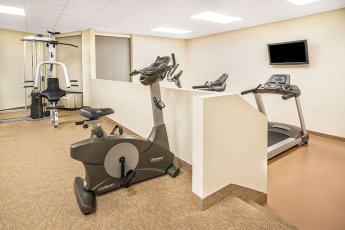 Imagen de los interiores del Hotel Americinn By Wyndham Rochester Near Mayo Clinic. Foto 15