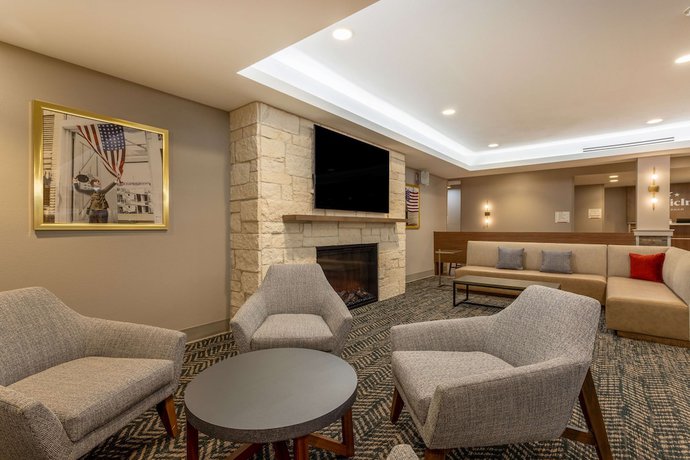 Imagen de los interiores del Hotel Americinn By Wyndham San Angelo. Foto 19