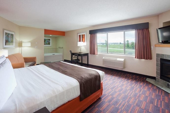 Imagen de la habitación del Hotel Americinn By Wyndham Shakopee Near Canterbury Park. Foto 9