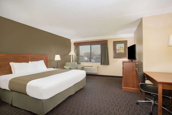 Imagen de la habitación del Hotel Americinn By Wyndham Sioux City. Foto 11