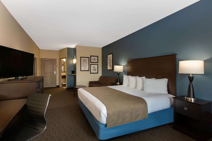 Imagen de la habitación del Hotel Americinn By Wyndham Sioux Falls North. Foto 8