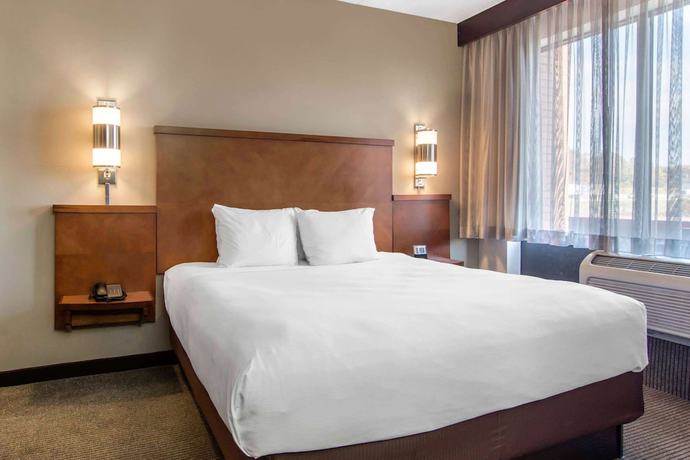 Imagen de la habitación del Hotel Americinn By Wyndham Stonecrest Near Atlanta. Foto 4