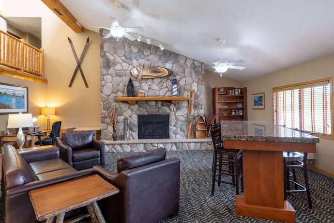 Imagen de los interiores del Hotel Americinn By Wyndham Two Harbors Near Lake Superior. Foto 16