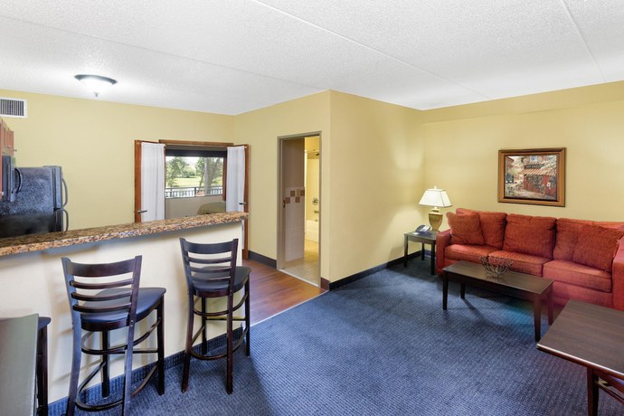 Imagen de la habitación del Hotel Americinn By Wyndham Vidalia. Foto 7