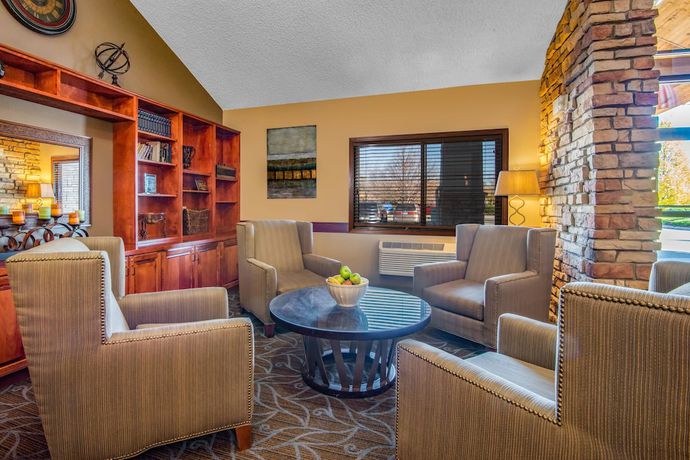 Imagen de los interiores del Hotel Americinn By Wyndham Windsor Ft. Collins. Foto 19