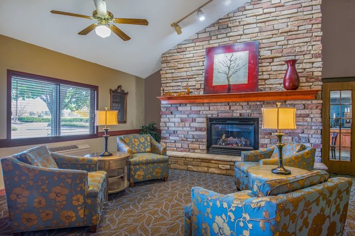 Imagen de los interiores del Hotel Americinn By Wyndham Windsor Ft. Collins. Foto 20
