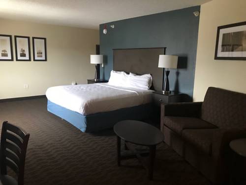 Imagen de la habitación del Hotel Americinn By Wyndham and Suites Long Lake. Foto 4