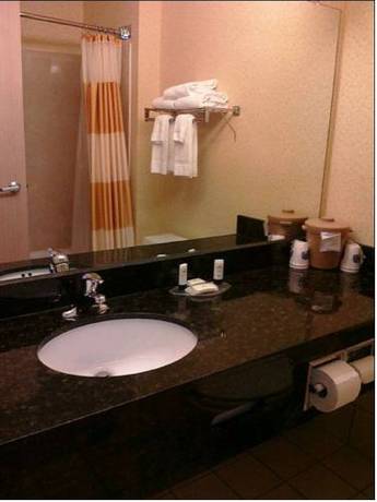 Imagen general del Hotel Americinn Duluth By Wyndham. Foto 1