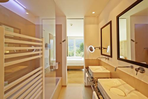 Imagen de la habitación del Hotel Amerika-holzer Resort. Foto 10