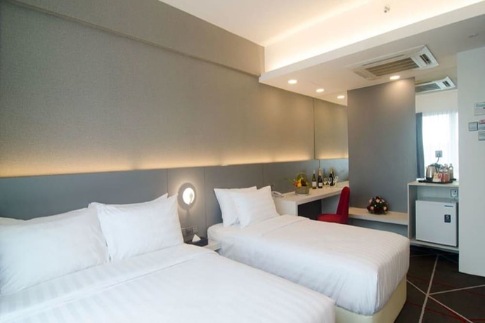 Imagen de la habitación del Hotel Amerin Johor Bahru. Foto 17