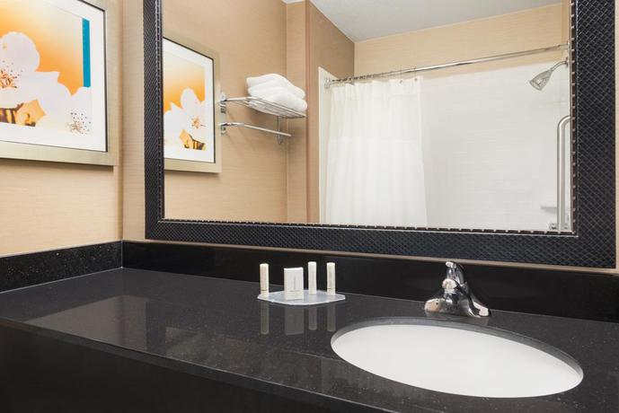 Imagen de la habitación del Hotel Amerivu Inn and Suites Grand Forks. Foto 2