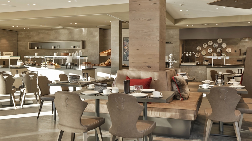 Imagen del bar/restaurante del Hotel Ameron Davos Swiss Mountain Resort. Foto 6