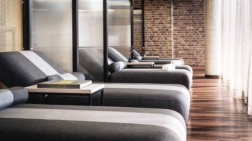 Imagen de los interiores del Hotel Ameron München Motorworld. Foto 14