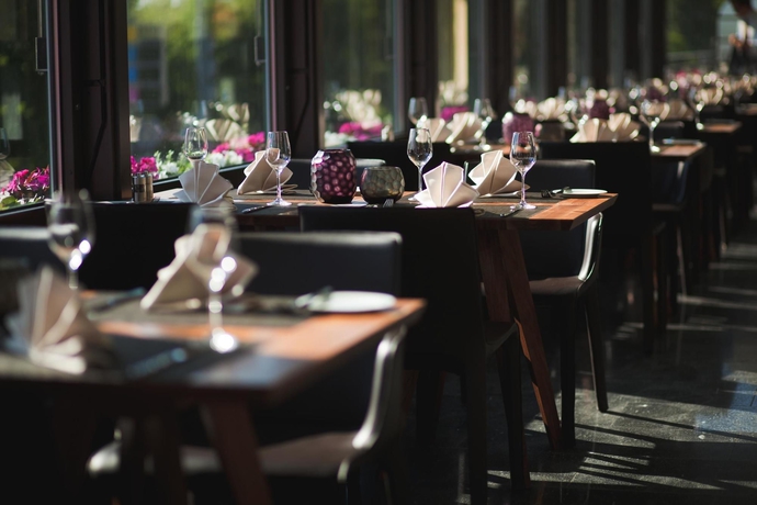 Imagen del bar/restaurante del Hotel Ameron Zürich Bellerive Au Lac. Foto 4