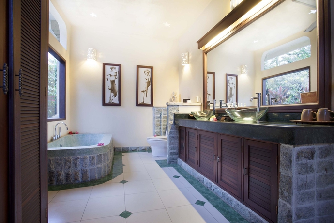 Imagen de la habitación del Hotel Amertha Bali Villas Beach Front Resort and Spa. Foto 3
