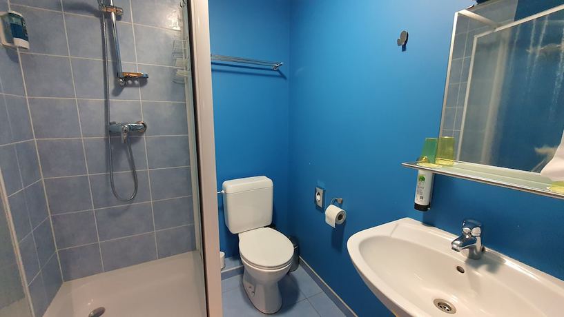 Imagen de la habitación del Hotel Amethist. Foto 15