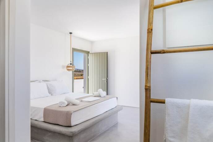 Imagen de la habitación del Hotel Amethyst Luxury Suites. Foto 12