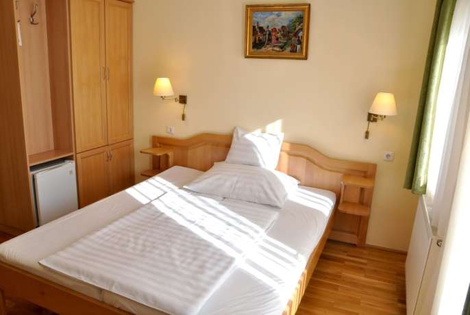 Imagen de la habitación del Hotel Ametiszt Harkany. Foto 13