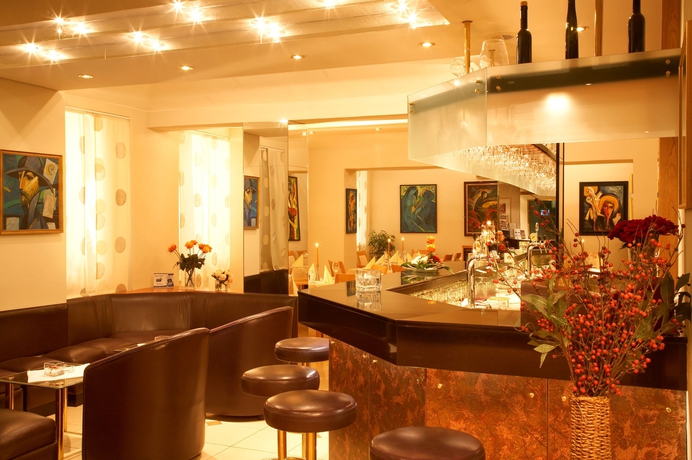 Imagen del bar/restaurante del Hotel Ametyst. Foto 5