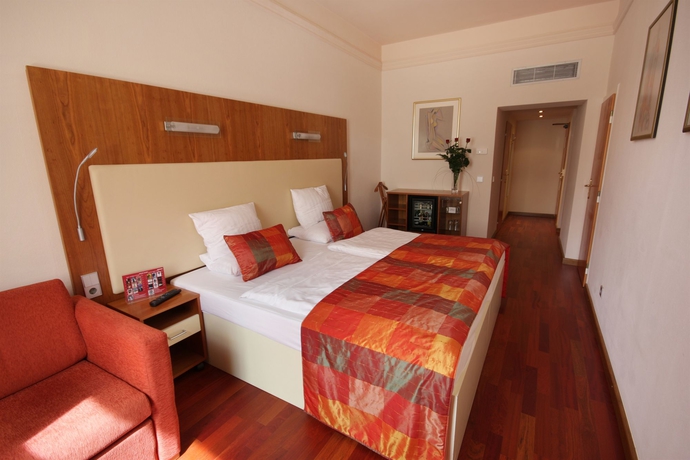 Imagen de la habitación del Hotel Ametyst. Foto 10