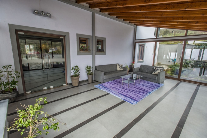 Imagen de los interiores del Hotel Amfithea. Foto 13