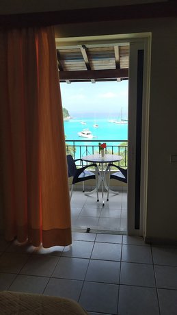 Imagen de la habitación del Hotel Amfitriti. Foto 11