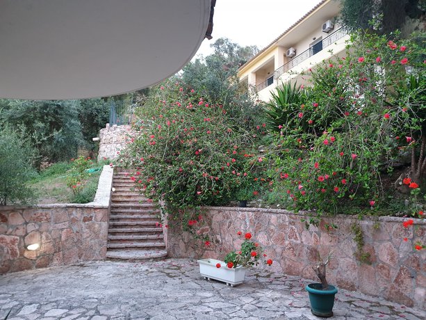 Imagen general del Hotel Amfitriti. Foto 3