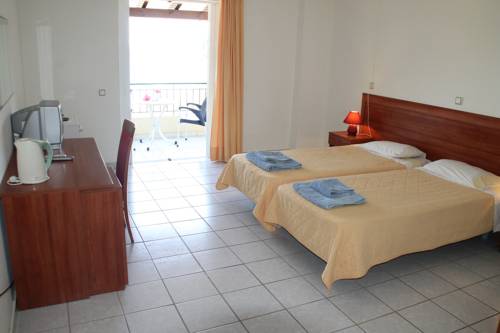 Imagen de la habitación del Hotel Amfitriti & Studios. Foto 2