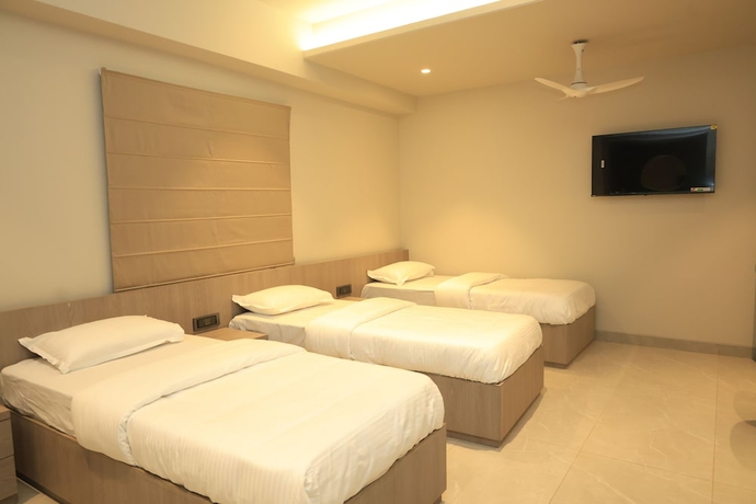 Imagen de la habitación del Hotel Amguri Bhawan. Foto 2