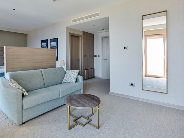 Imagen de la habitación del Hotel Ami Budva Petrovac. Foto 5