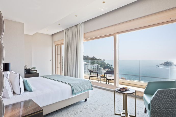 Imagen de la habitación del Hotel Ami Budva Petrovac. Foto 12