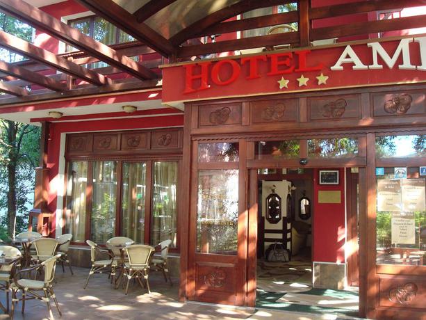 Imagen general del Hotel Ami. Foto 1