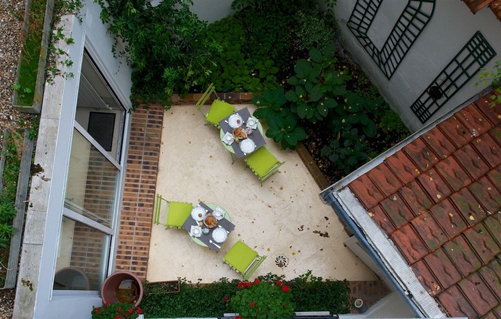 Imagen del bar/restaurante del Hotel Ami - Orso. Foto 3