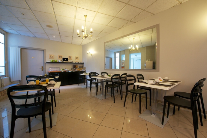 Imagen del bar/restaurante del Hotel Ami - Orso. Foto 7