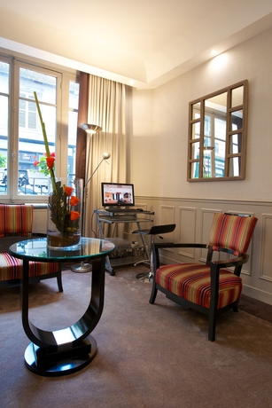 Imagen de los interiores del Hotel Ami - Orso. Foto 12