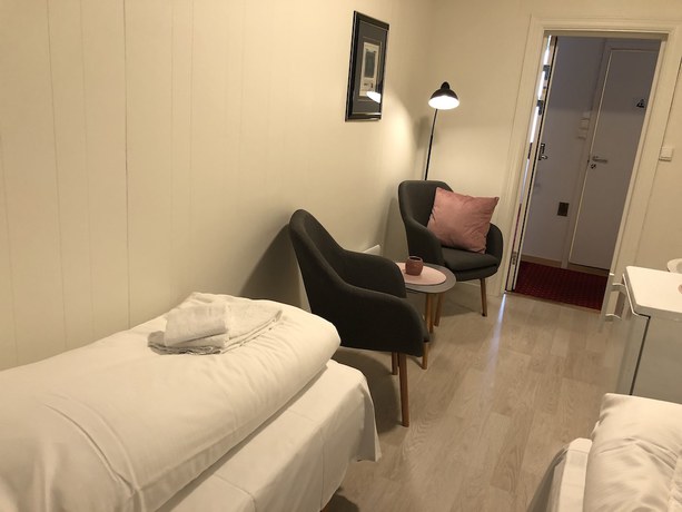 Imagen de la habitación del Hotel Ami hotel. Foto 7