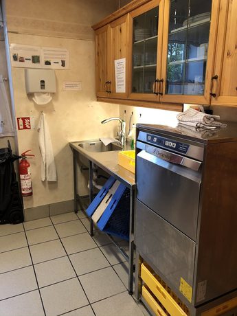 Imagen de los interiores del Hotel Ami hotel. Foto 20