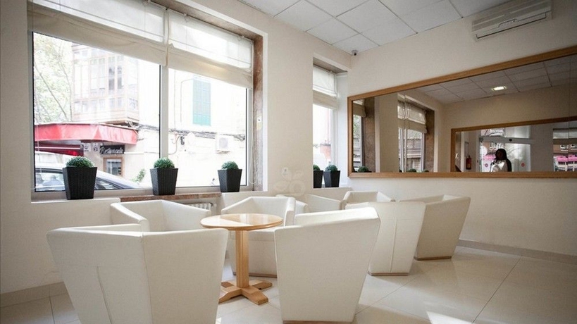 Imagen de los interiores del Hotel Amic Colon. Foto 13