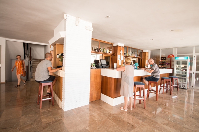 Imagen de los interiores del Hotel Amic Miraflores. Foto 11