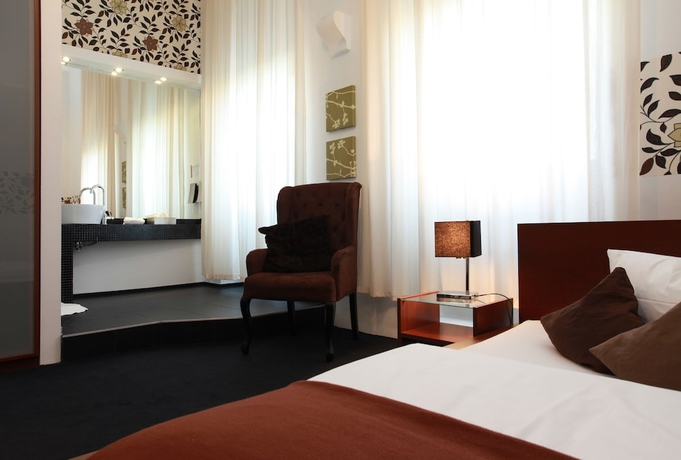 Imagen de la habitación del Hotel Amical. Foto 5