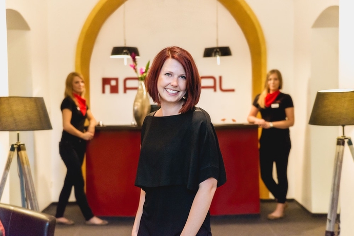 Imagen de los interiores del Hotel Amical. Foto 16