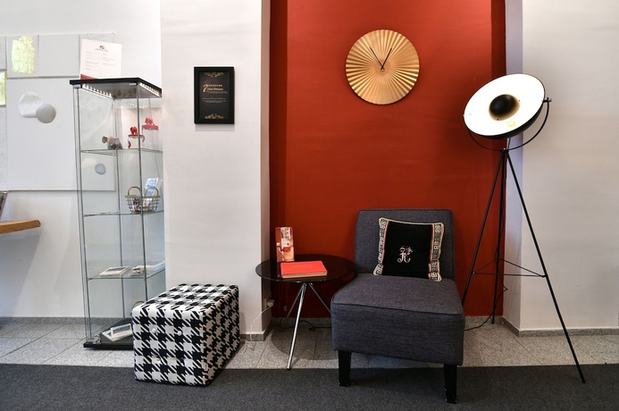 Imagen de los interiores del Hotel Amical. Foto 17