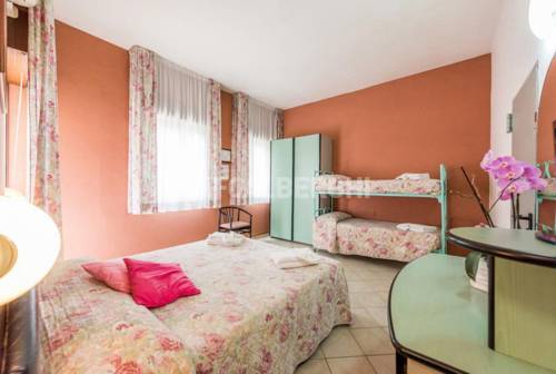 Imagen de la habitación del Hotel Amico, Cervia. Foto 15